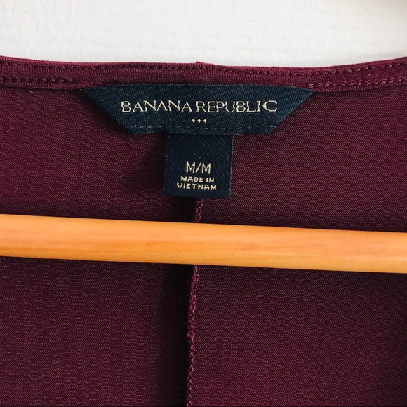 Banana Republic short sleeve burgundy top - Picture 4 of 4